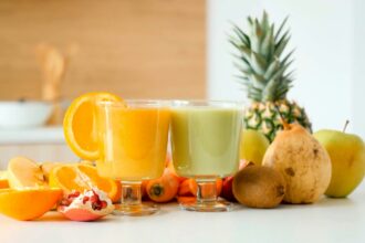 The Impact of Fruit Juices on Health: Benefits and Drawbacks